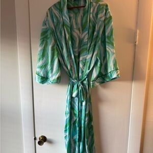 Diane Von Furstenberg for Target Green and White Patterned Garment